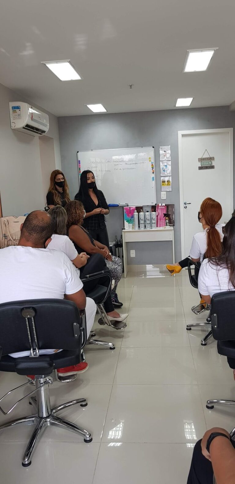 Cheveux Professionnel 2020